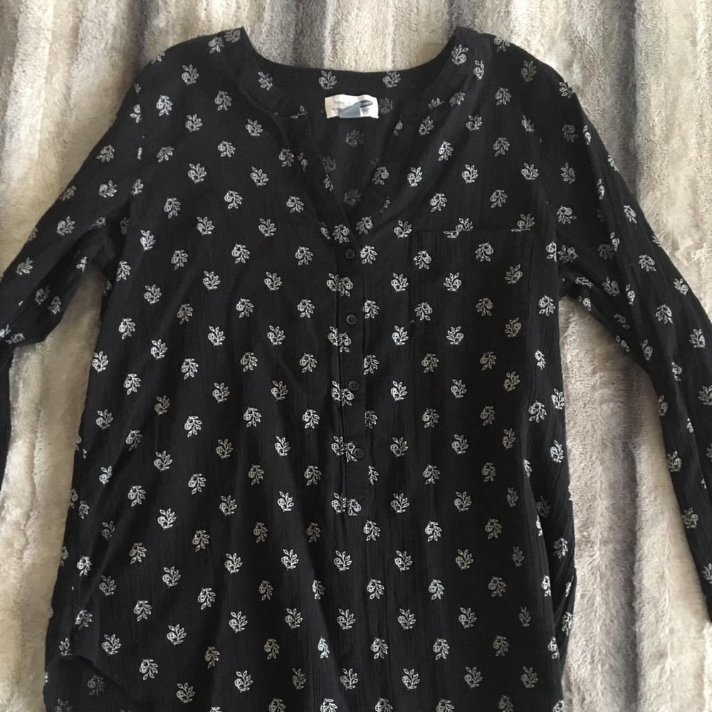 NWOT Black Tunic